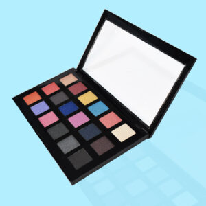 Swiss Beauty HD Textured 18 Shades Eyeshadow Palette (Matte & Shimmer)